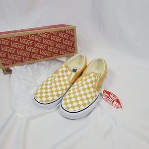 NWT VANS Checkerboard Slip-On in Ochre Size: 9.5